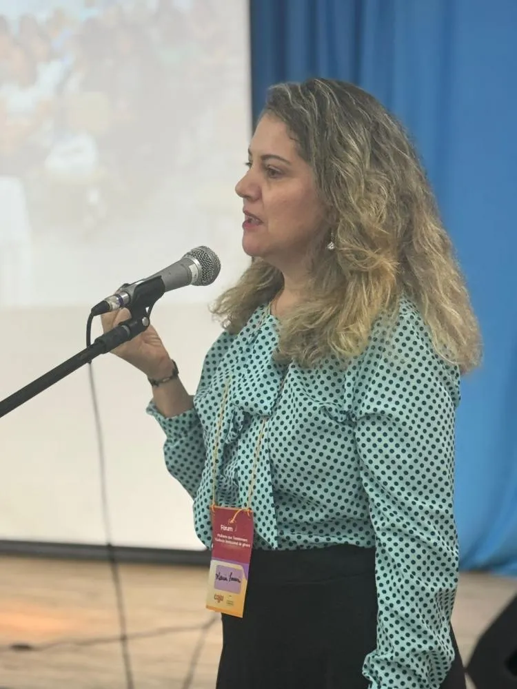 Fórum Mulheres que Transformam reúne lideranças da sociedade civil e política em Carapicuíba para debater violência institucional de gênero