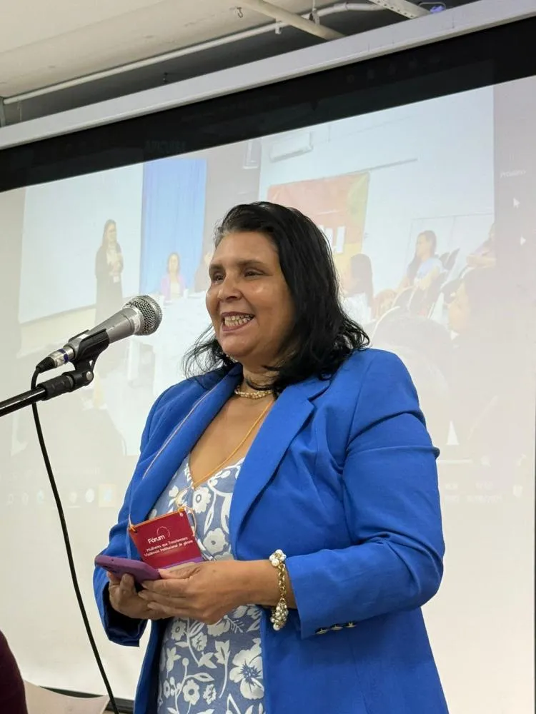 Fórum Mulheres que Transformam reúne lideranças da sociedade civil e política em Carapicuíba para debater violência institucional de gênero