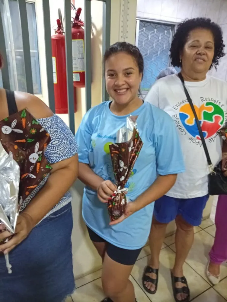 Programa Padrinhos do Bem promove Páscoa com capacitação e geração de renda para famílias em vulnerabilidade