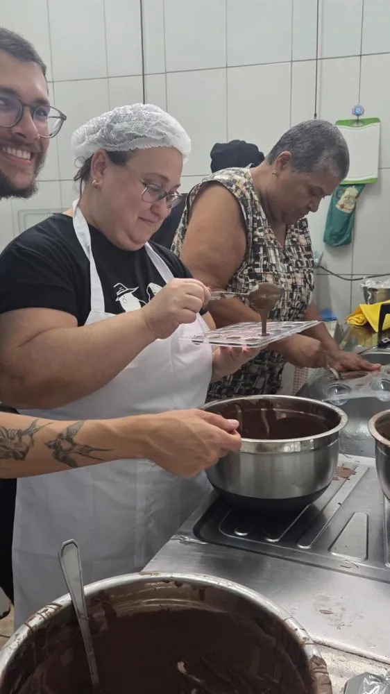 Programa Padrinhos do Bem promove Páscoa com capacitação e geração de renda para famílias em vulnerabilidade