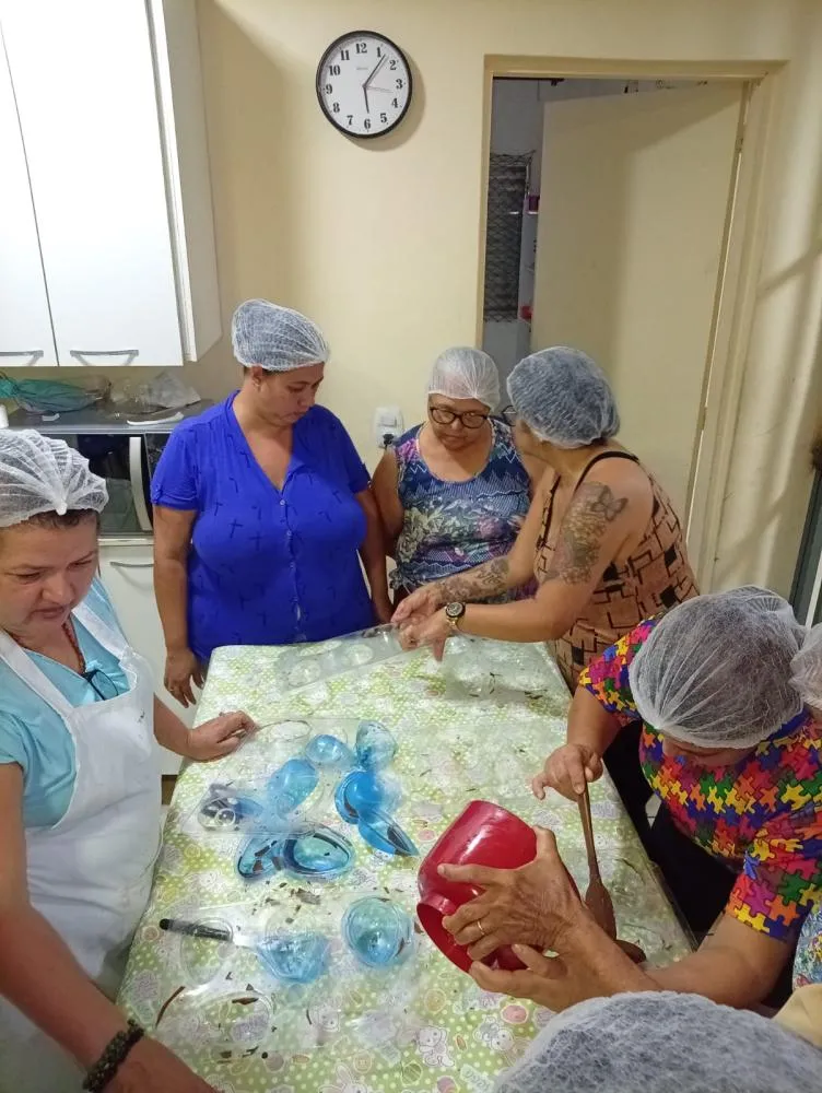 Programa Padrinhos do Bem promove Páscoa com capacitação e geração de renda para famílias em vulnerabilidade