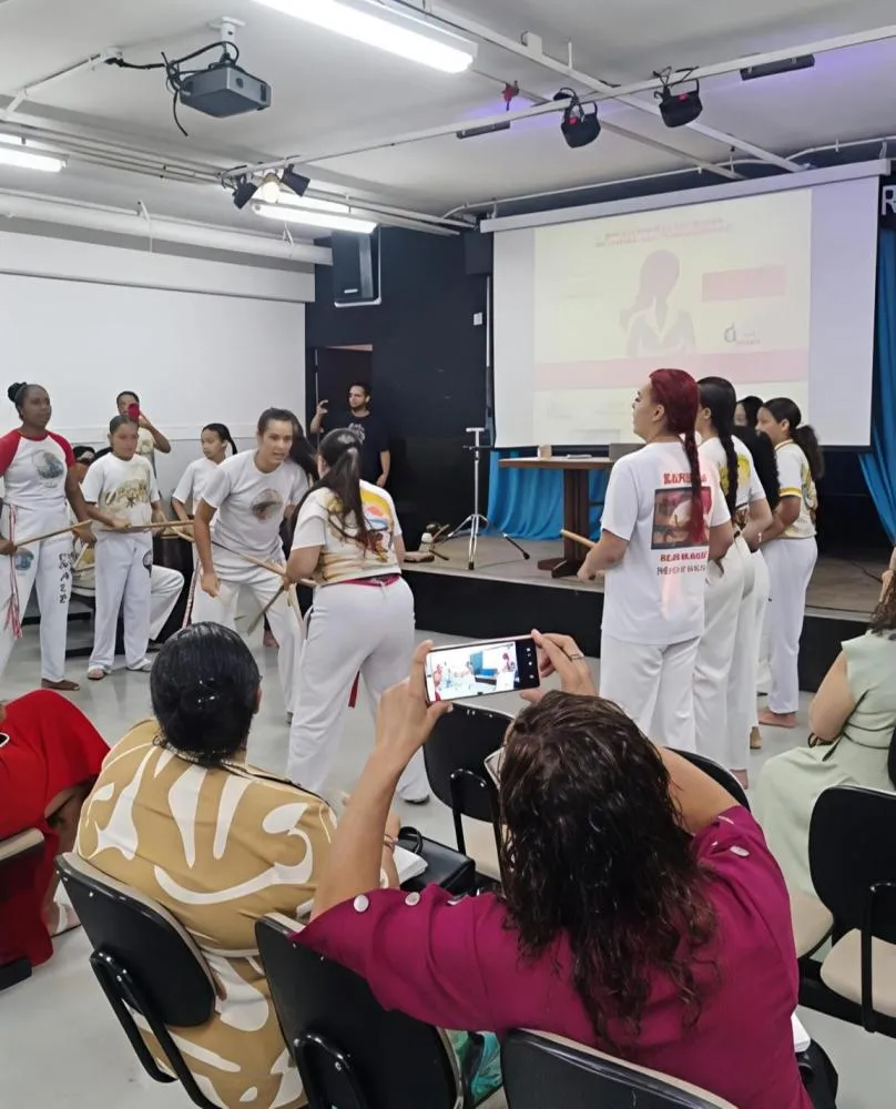 Fórum Mulheres que Transformam reúne mais de 100 participantes em Carapicuíba e consolida rede de embaixadoras e propostas para políticas públicas