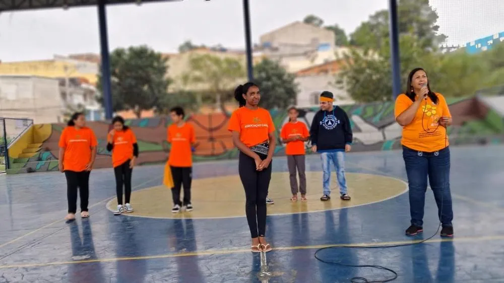 Caminhada do Maio Laranja mobiliza comunidade em defesa da infância no Jardim Conceição e Primeiro de Maio