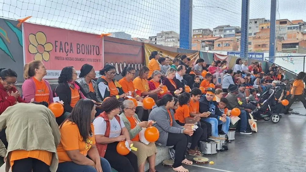 Caminhada do Maio Laranja mobiliza comunidade em defesa da infância no Jardim Conceição e Primeiro de Maio